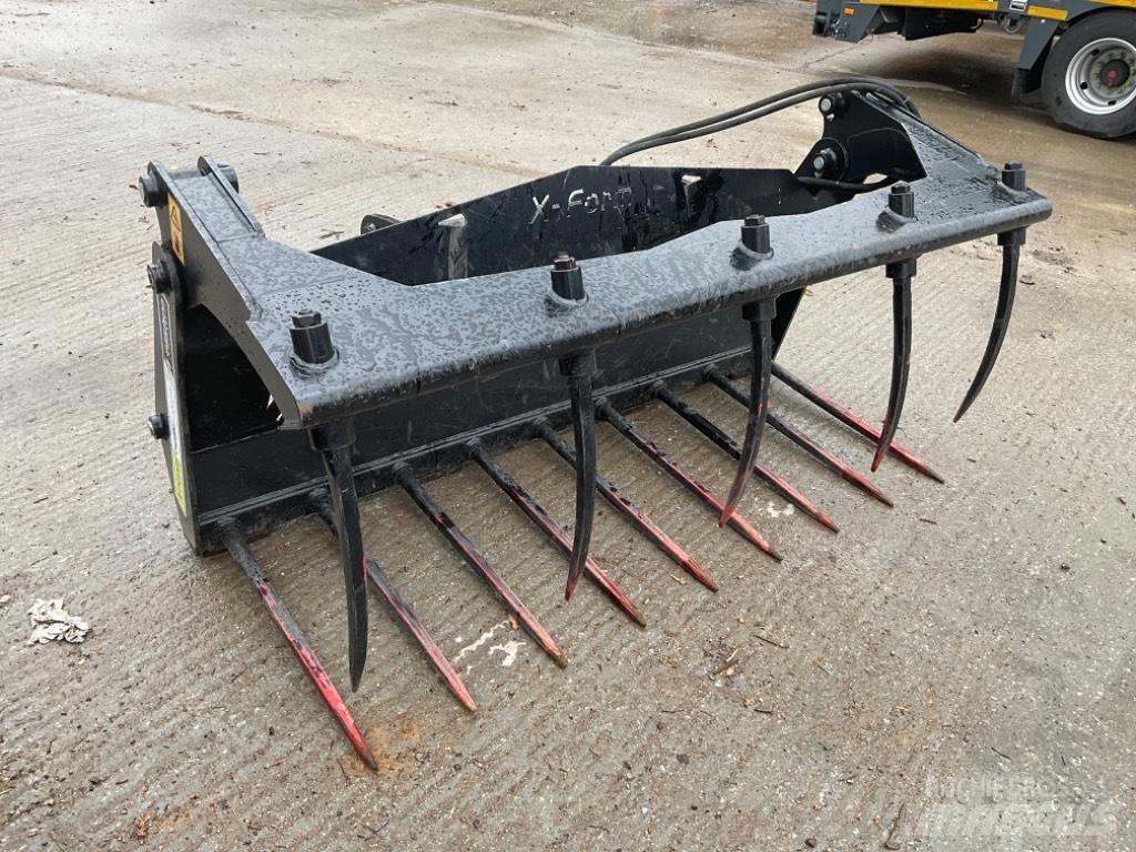 Manitou X-form Други товарещи и копаещи и аксесоари