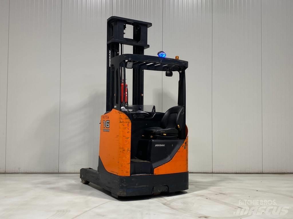 Doosan BR16JW-7 Ретрак/ Високоповдигач с изместване на вилката напред