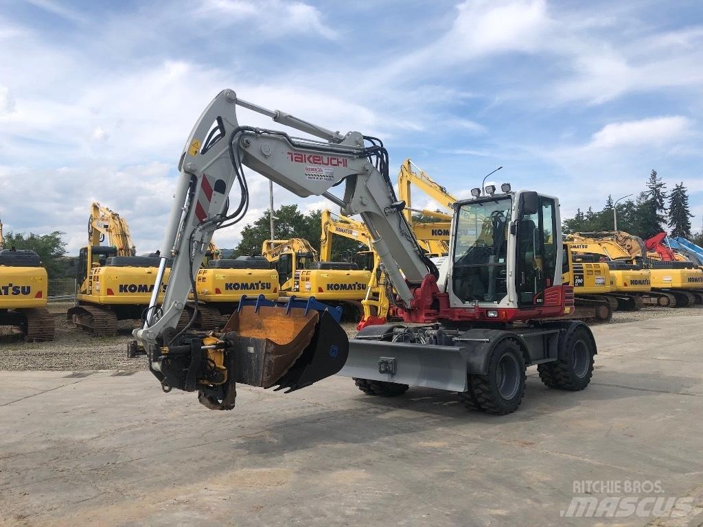 Takeuchi TB295W Колесни екскаватори