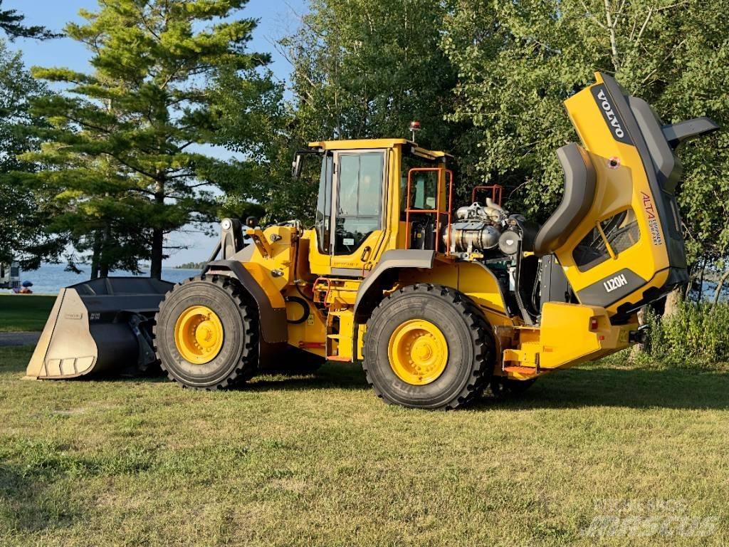 Volvo L120H Колесни товарачи