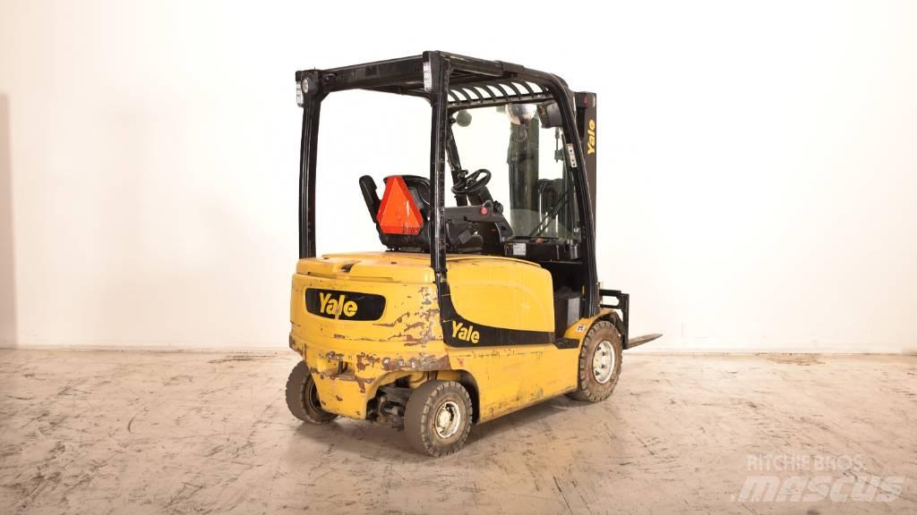 Yale ERP25VL Електрически вилични кари-повдигачи