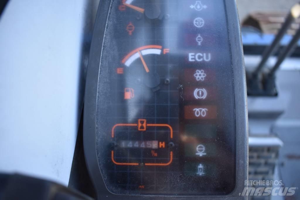 Hitachi SCX700 Верижни кранове

