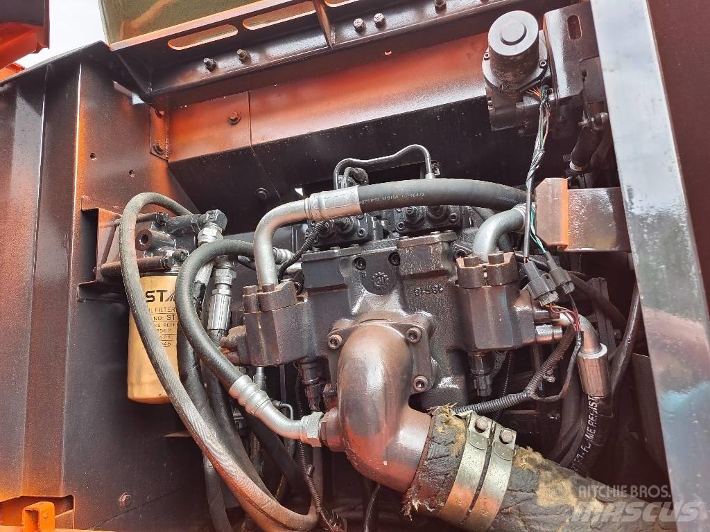 Hitachi EX 200-3 Верижен екскаватор