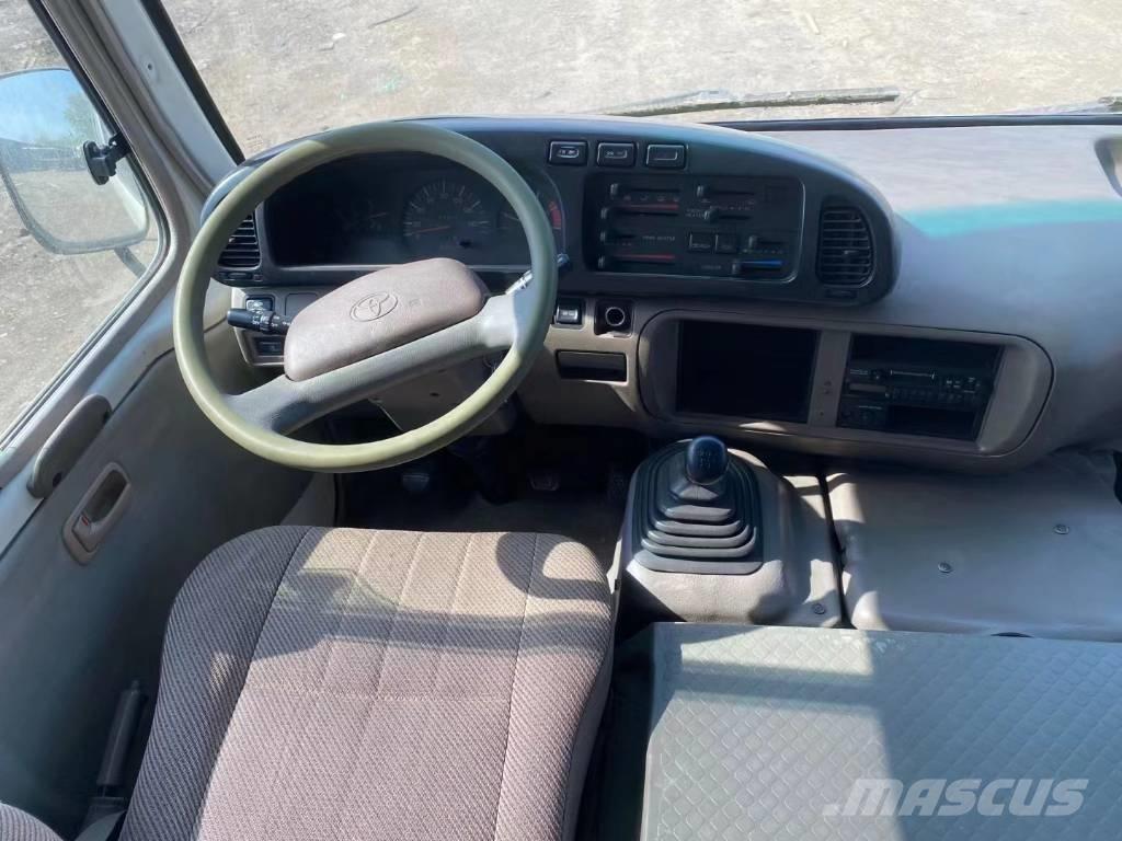 Toyota Coaster Bus Мини бусове