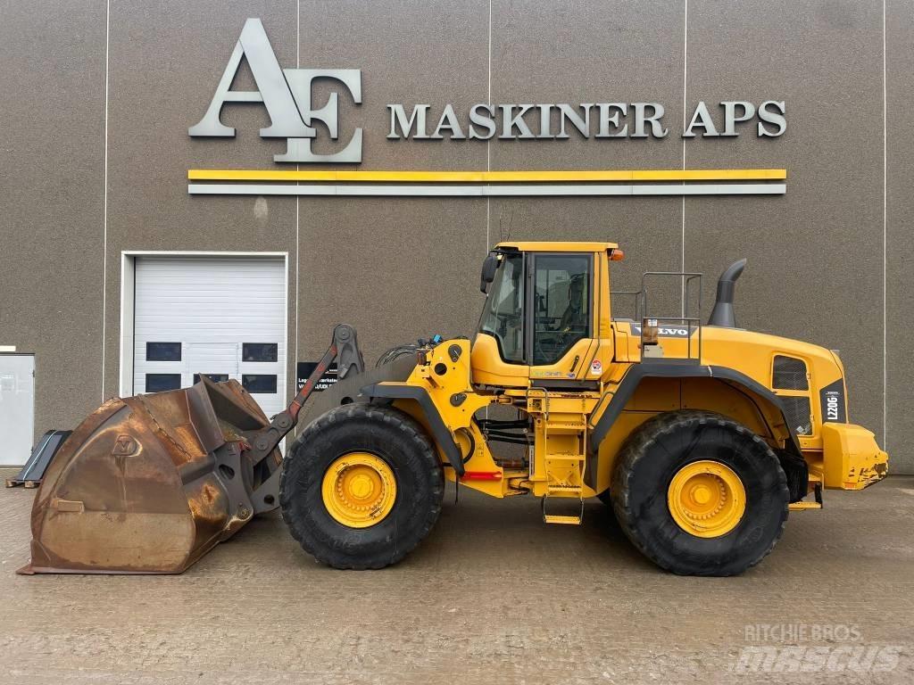 Volvo L220G Колесни товарачи