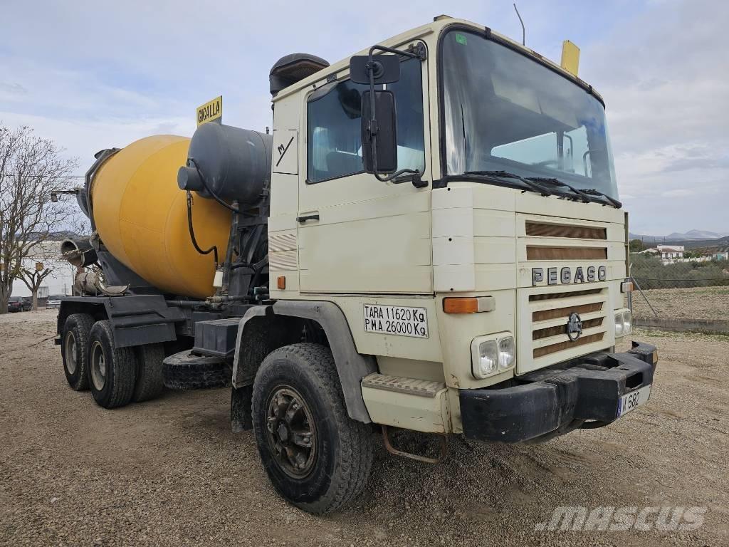 Pegaso 2323k Бетонопомпи
