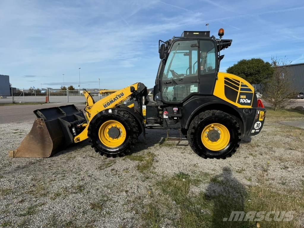 Komatsu WA100 M-7 Колесни товарачи