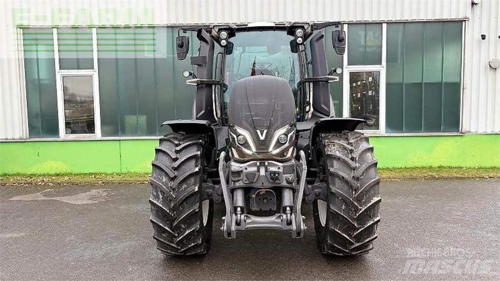 Valtra q 285 Трактори