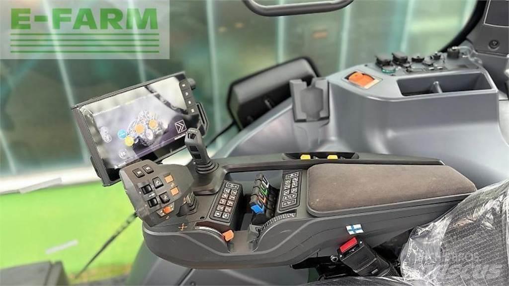 Valtra q 285 Трактори