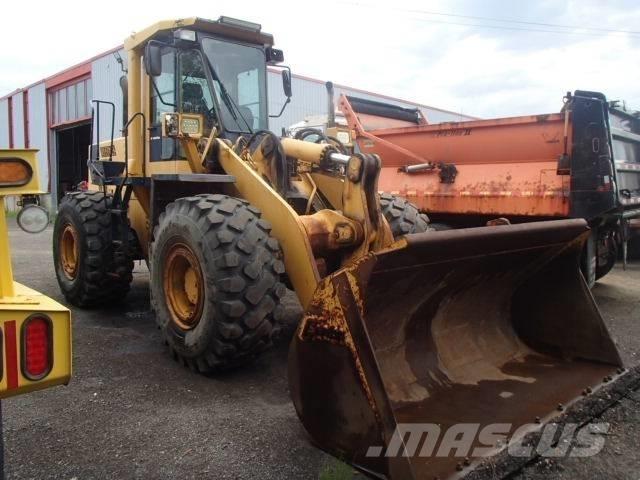 Komatsu WA 380-1L Колесни товарачи