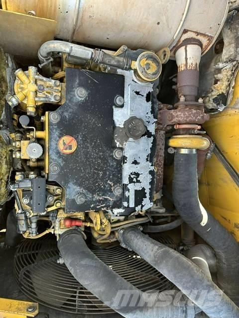 CAT 315 D Оператори на отпадъци/индустрия
