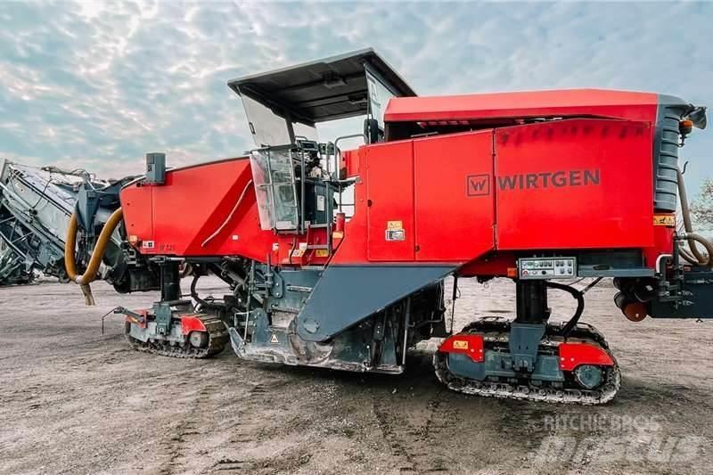 Wirtgen W220 Други