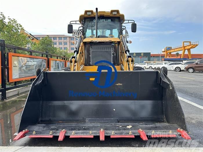 CAT 420F Товарач със заден ексватор