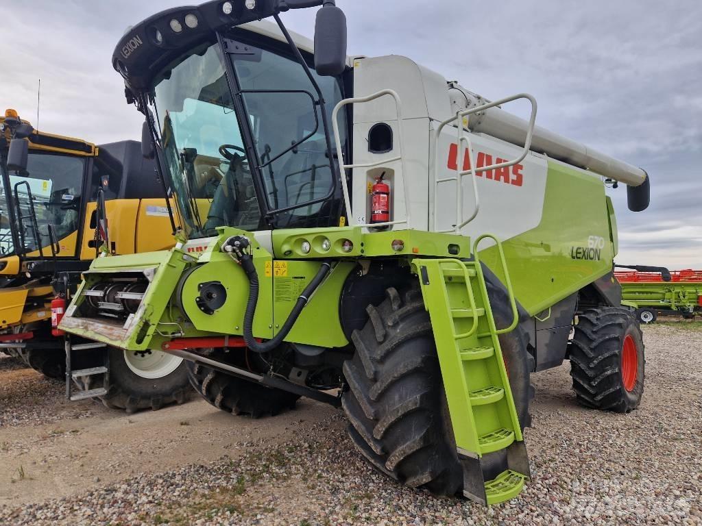 CLAAS Lexion 670 Комбайни