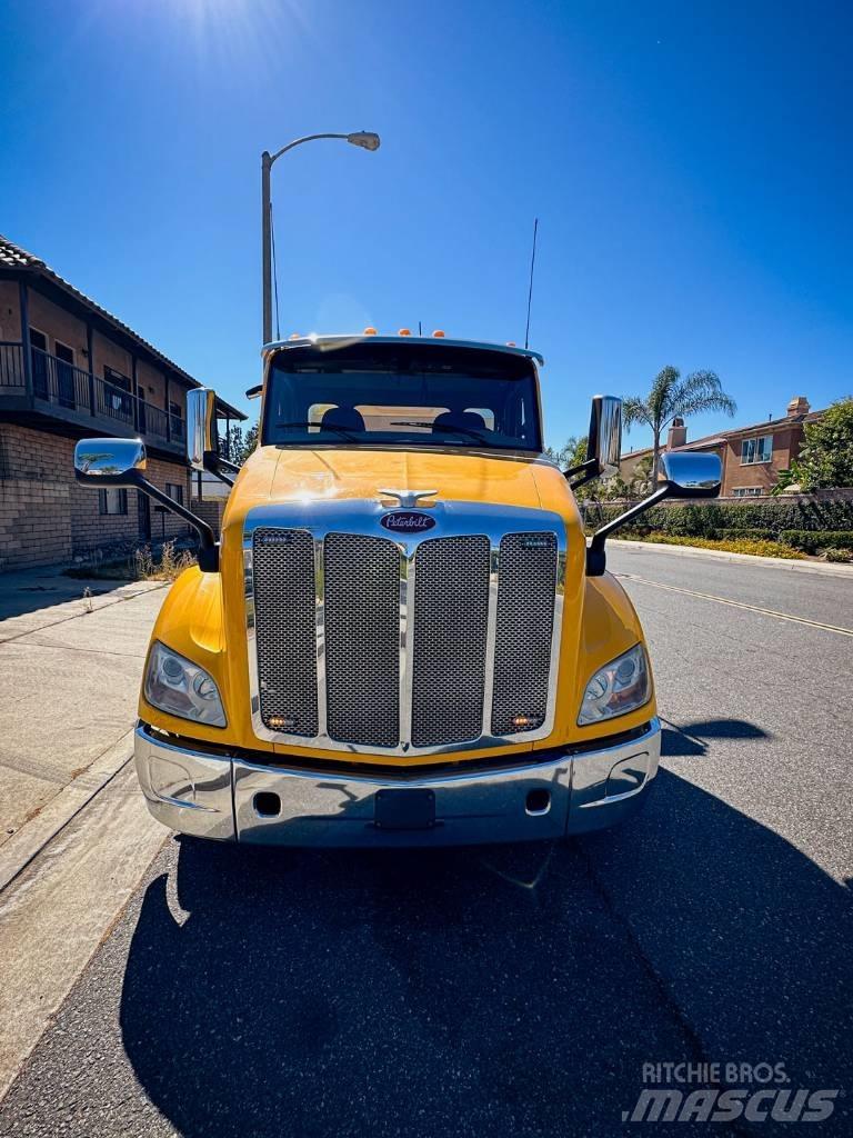 Peterbilt 579 Самосвал
