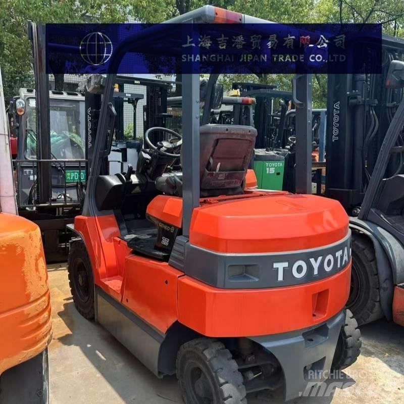 Toyota 7 FB 25 Електрически вилични кари-повдигачи