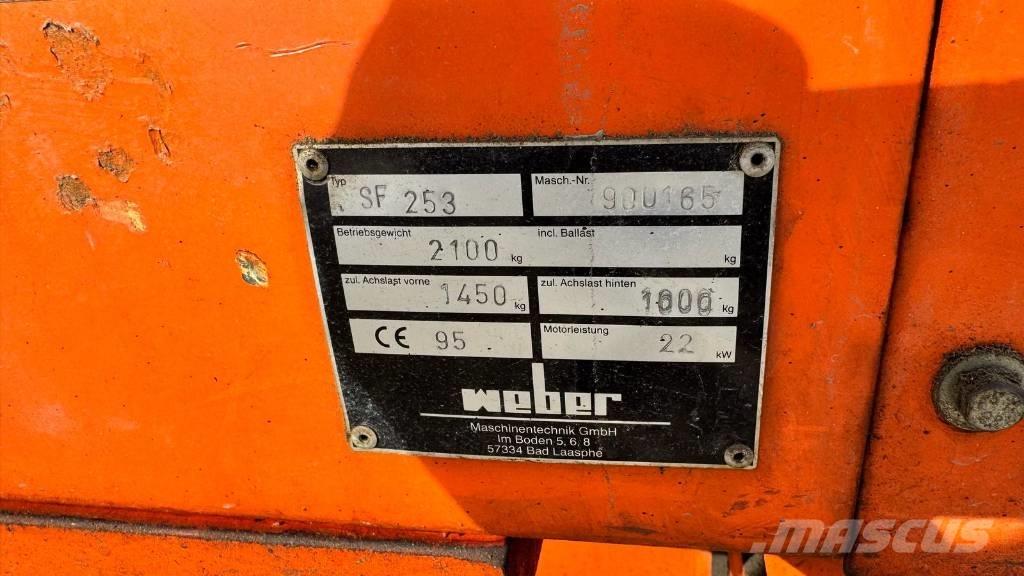 Weber SF253 Машини за цепене на асфалт