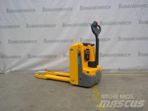 Jungheinrich EJE 114 Нископовдигач