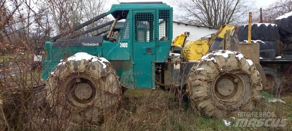 Timberjack 240 C Скидери
