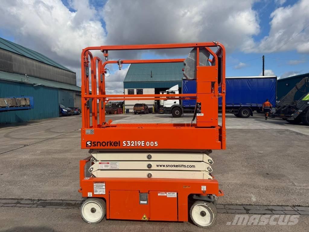 Snorkel S 3219 E Ножични работни платформи