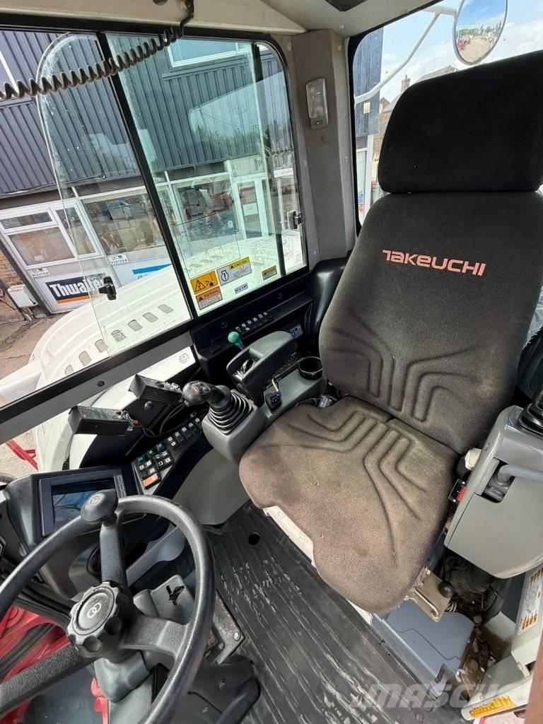 Takeuchi TB 295 W Колесни екскаватори