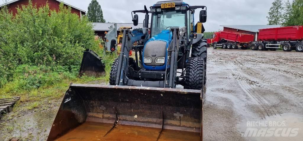 Valtra A85 Трактори