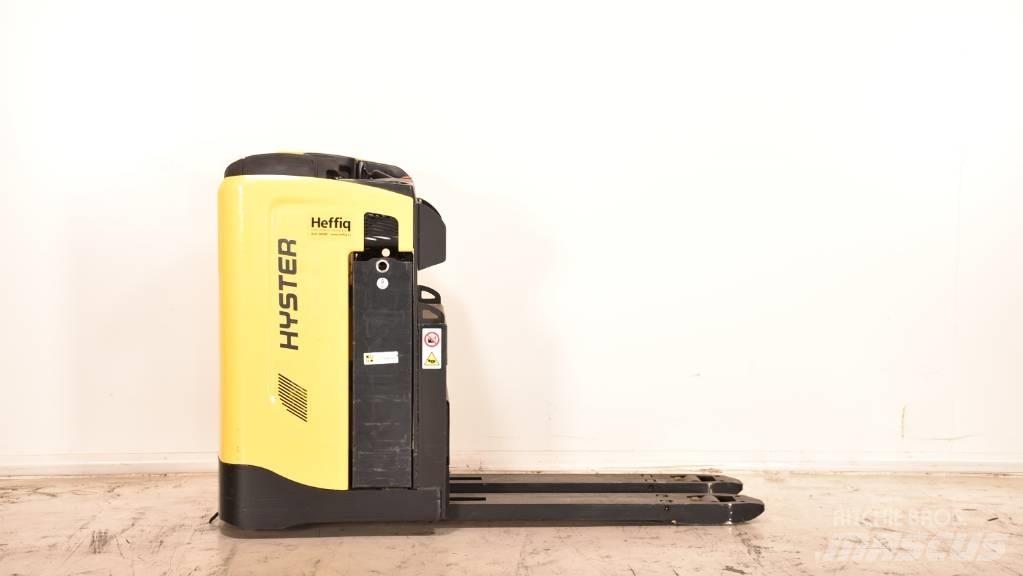 Hyster RP2.0N Транспалетни колички с платформи