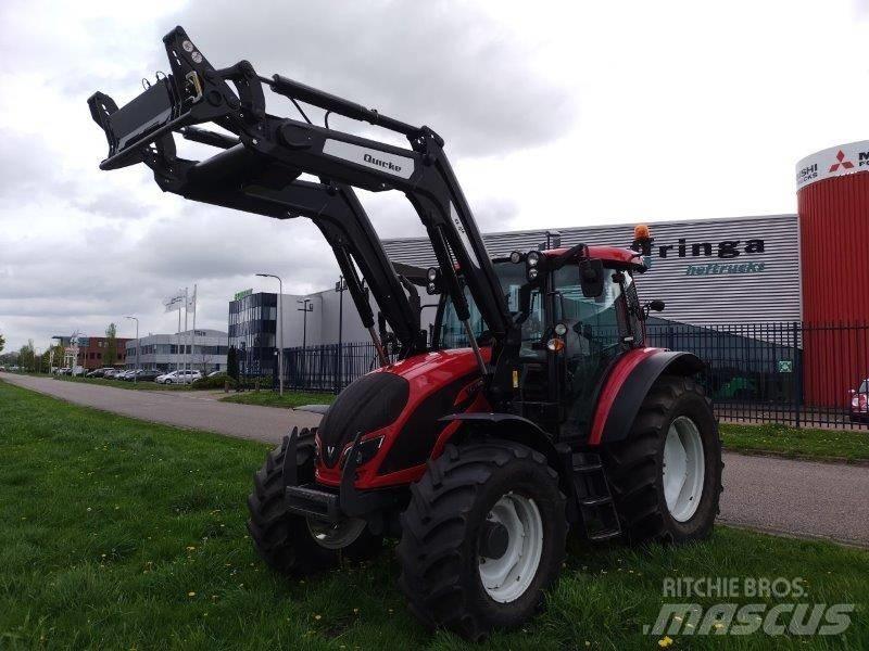 Valtra A 114 HT4 Трактори
