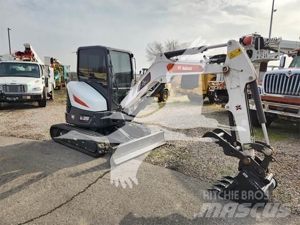 Bobcat E35i Мини екскаватори < 7 т