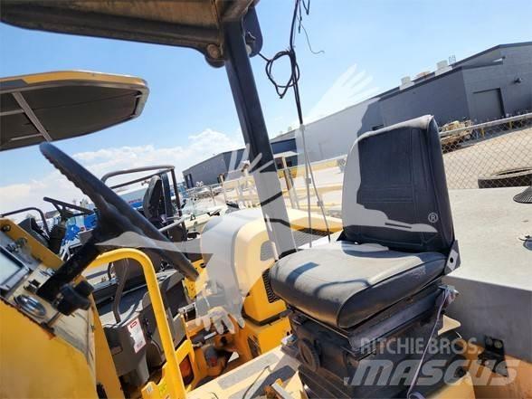 Ingram RP915 Пневматични гумени  ролки
