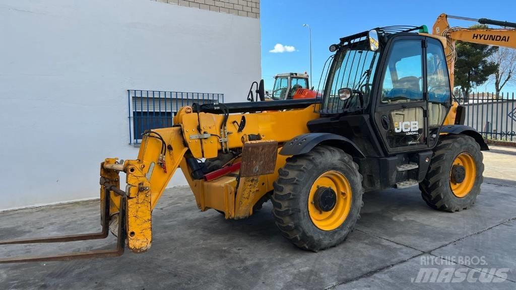 JCB 540-140 Телескопични товарачи