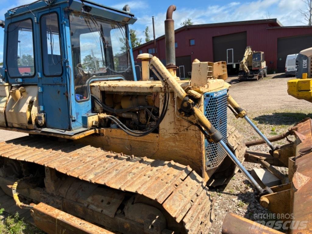 Komatsu D 41 P-3 Верижни булдозери
