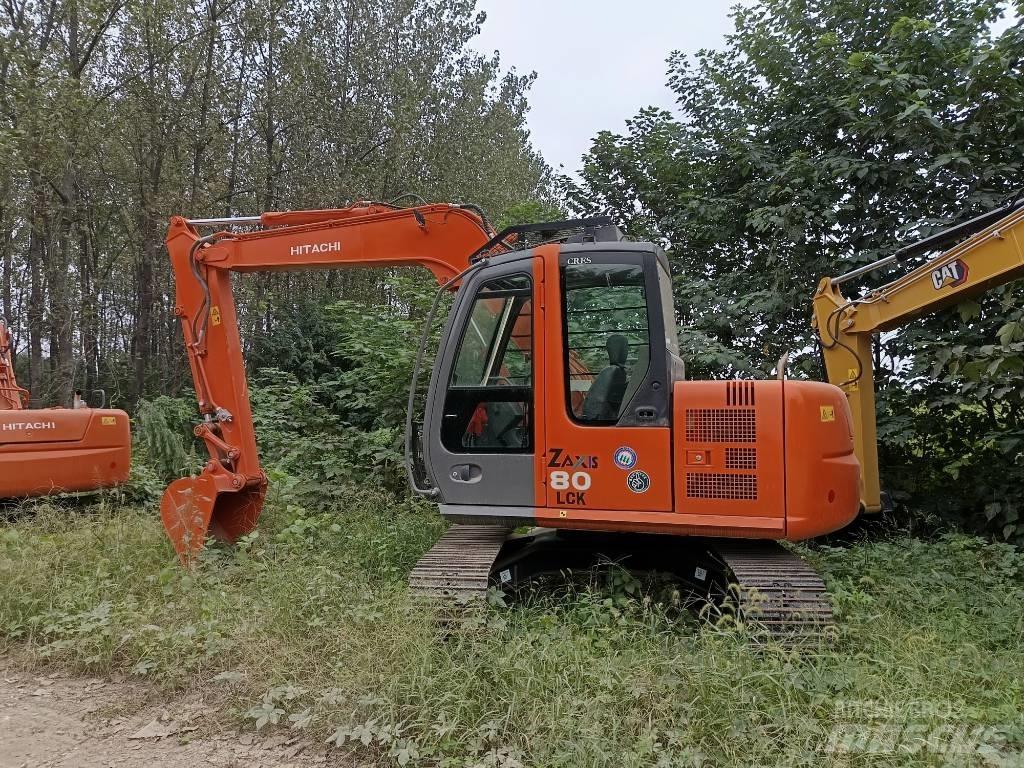 Hitachi ZX 80 Средни екскаватори 7т - 12т
