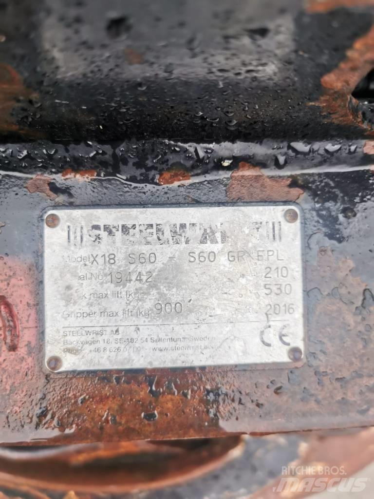 Volvo EW160E Колесни екскаватори