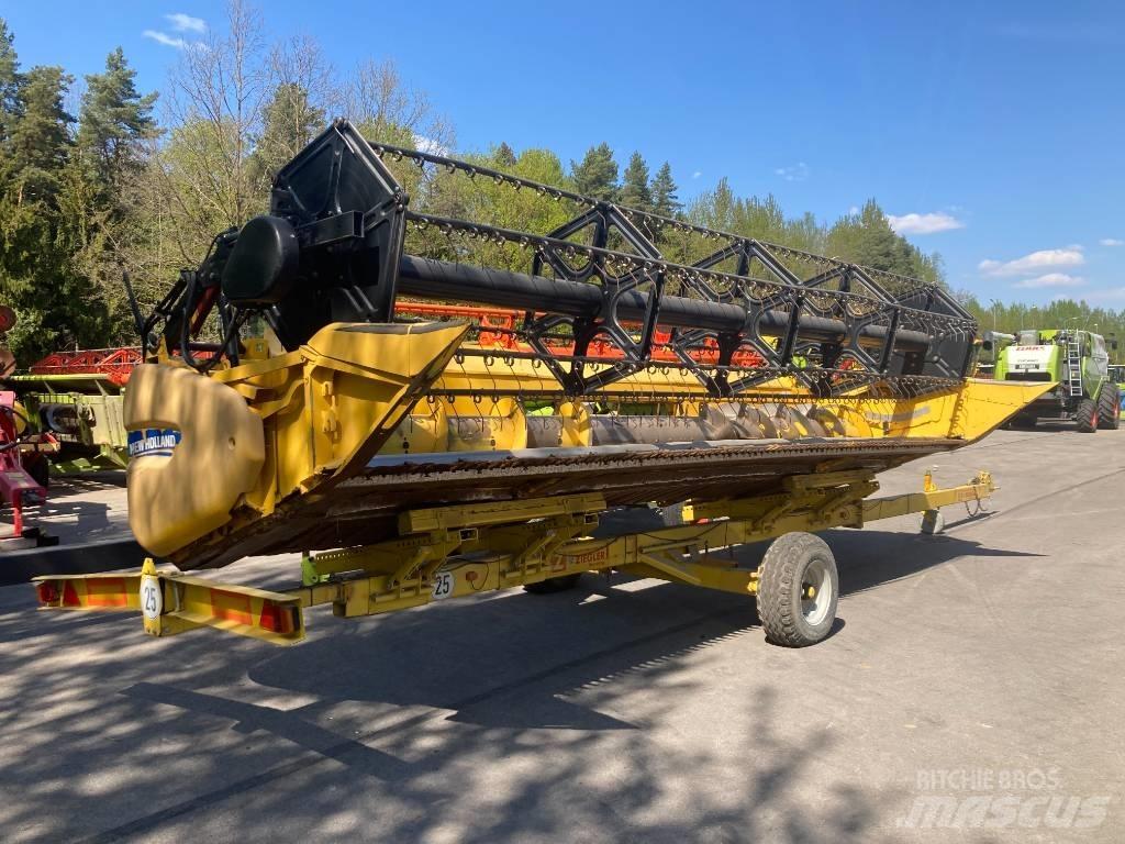 New Holland CX 8070 Комбайни