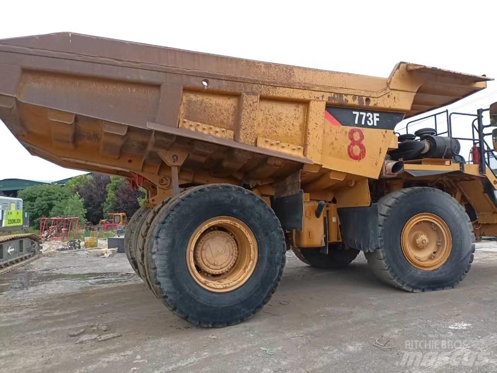 CAT 773 F Дъмпери/моторни превозни средства