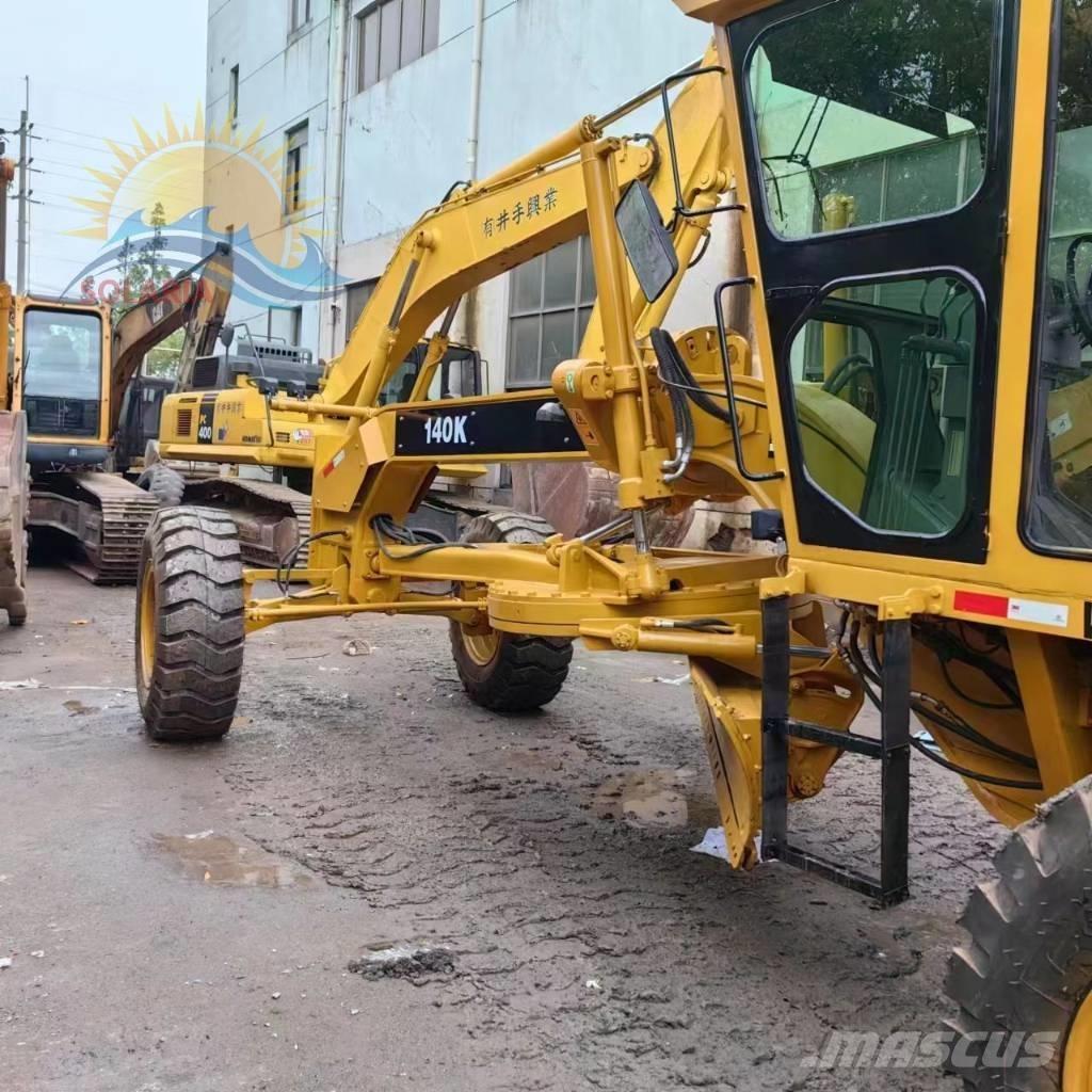 CAT 140K Грейдери