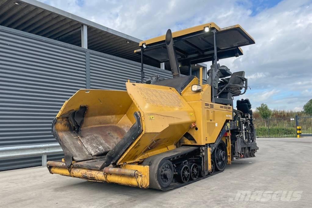 CAT AP555F Машини за асфалт