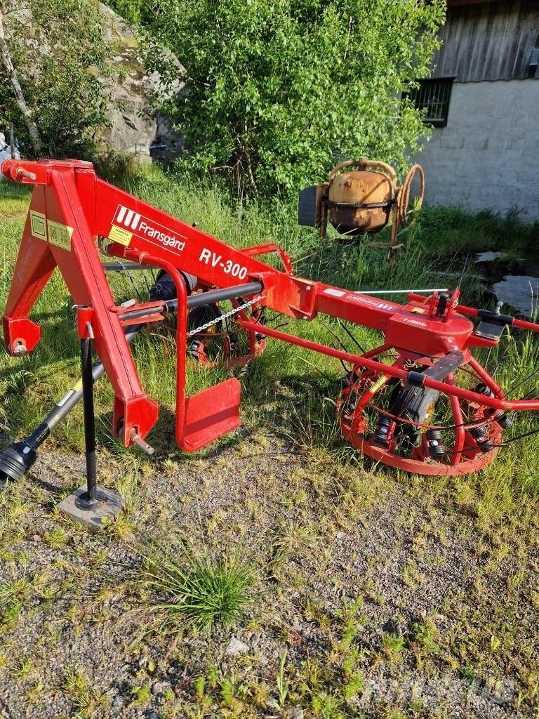 Fransgård RV 300 Гребла и сенообръщачки