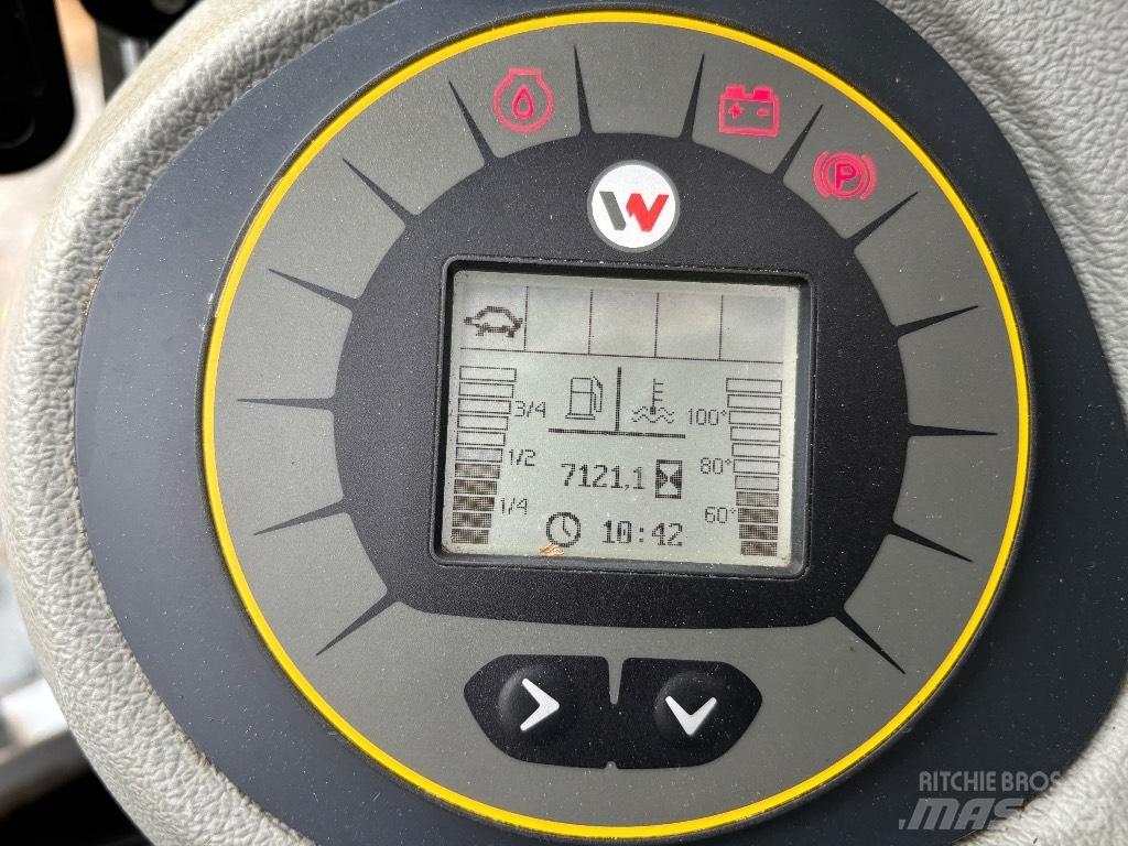 Wacker Neuson EW 100 Колесни екскаватори