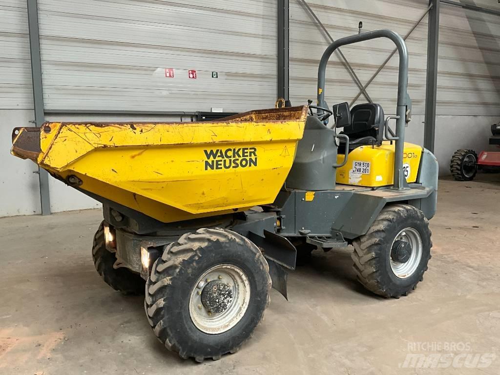 Neuson 5001 Странични самосвали