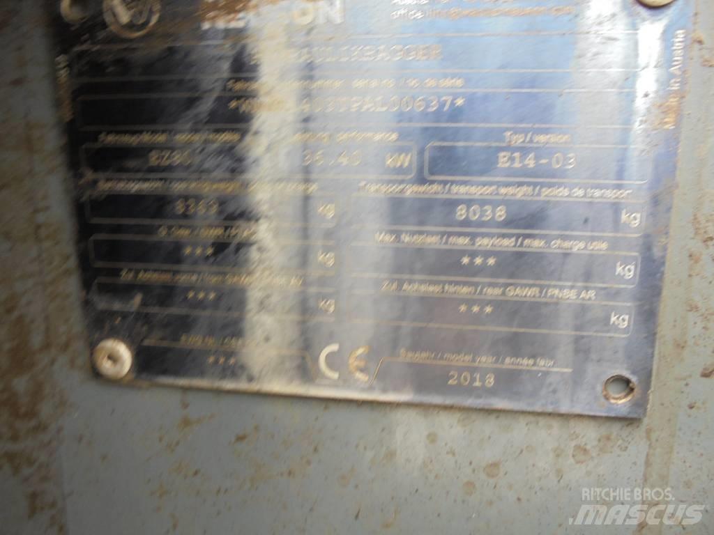 Wacker Neuson EZ80 Средни екскаватори 7т - 12т