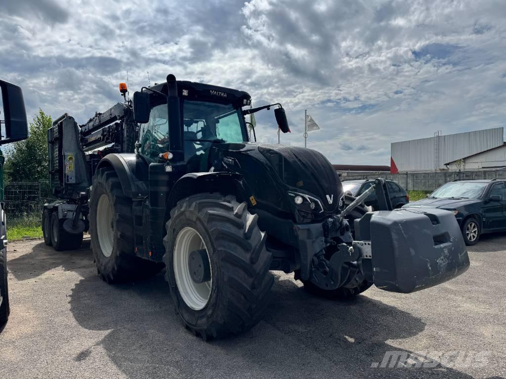 Valtra S 374 Трактори