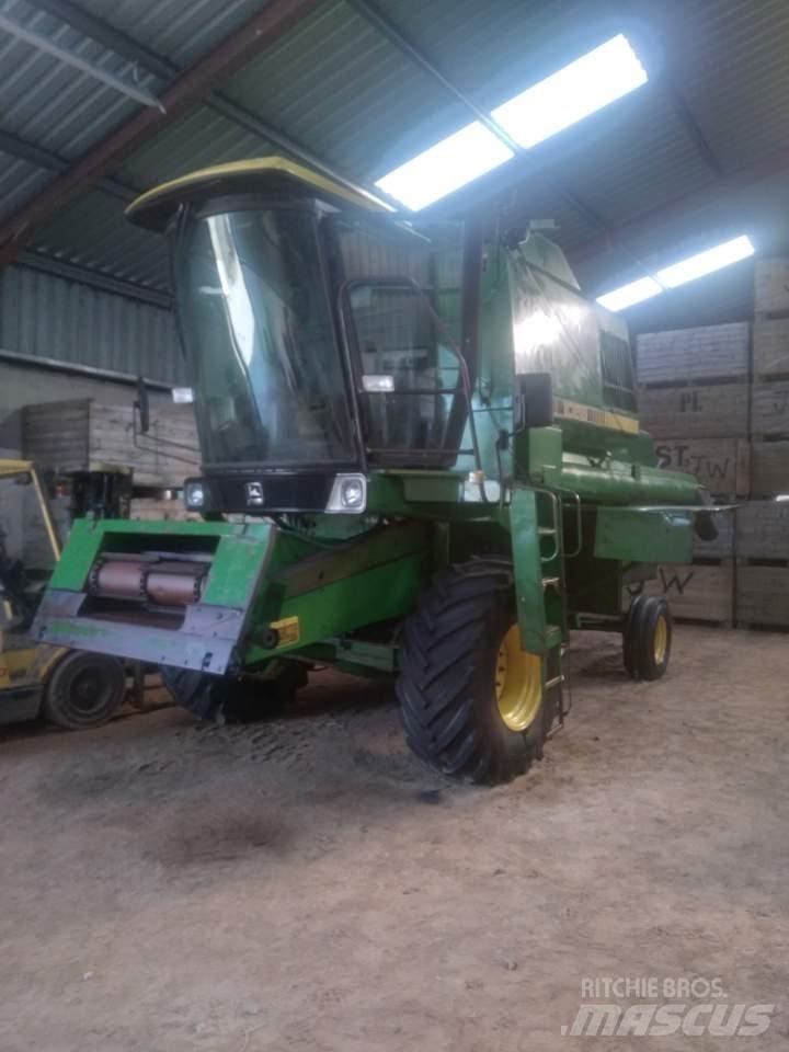 John Deere 1065 Комбайни