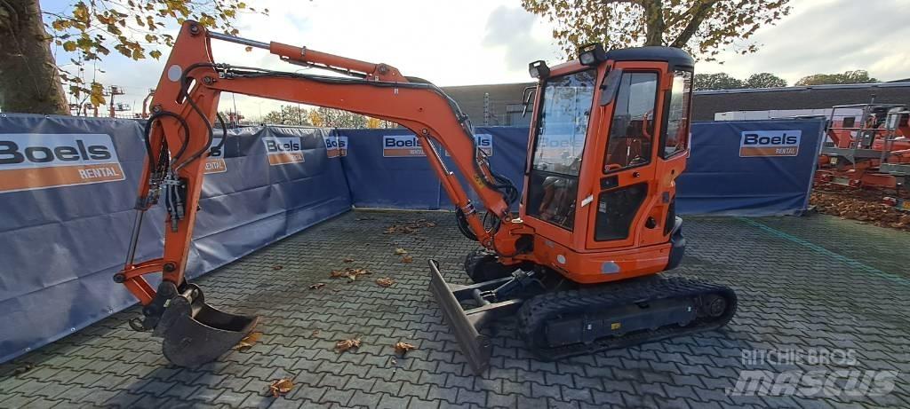 Kubota U35-3A3 Мини екскаватори < 7 т