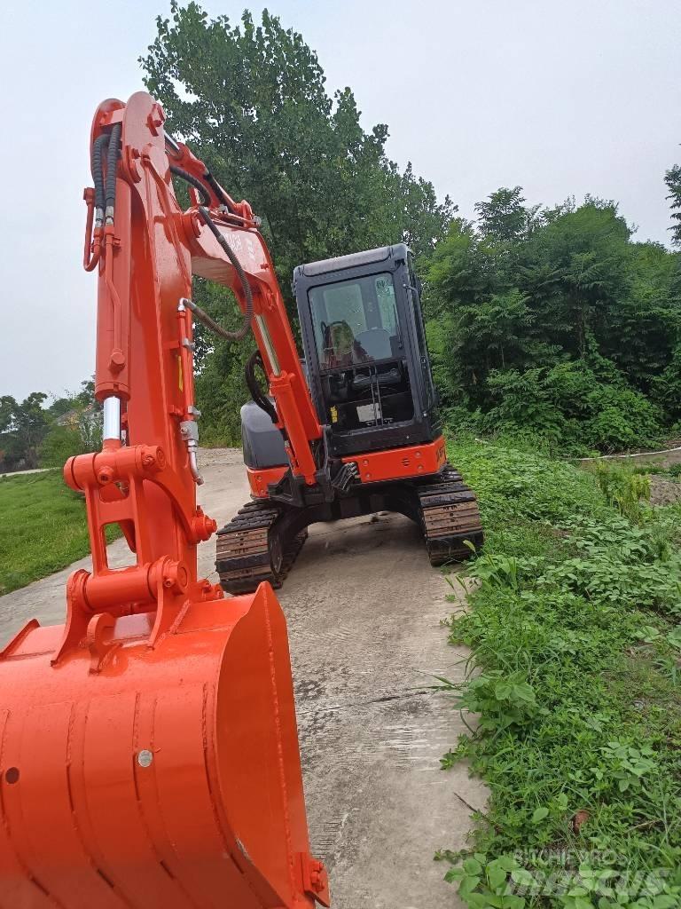 Hitachi ZX50U Мини екскаватори < 7 т