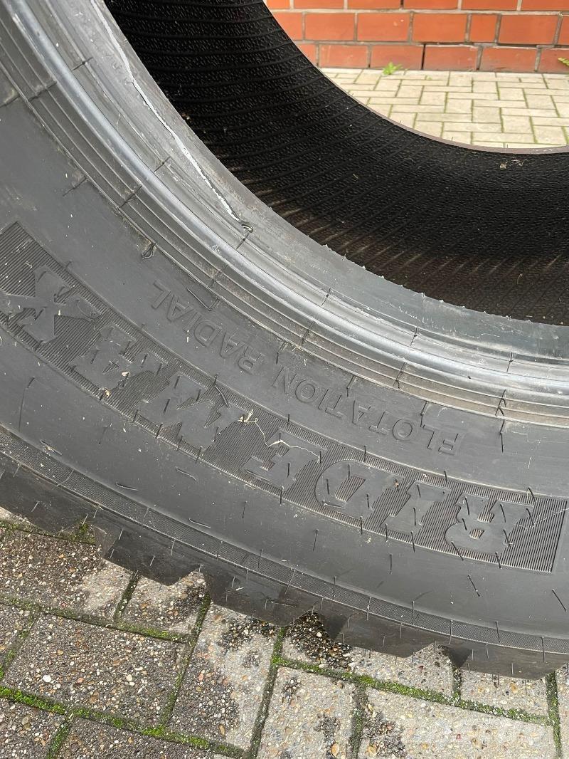 BKT 650/65R30,5 Колелета/Гуми