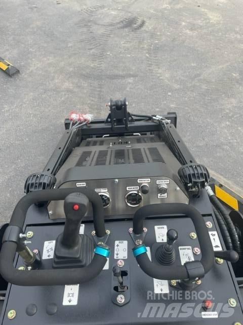 KRT ST 900 HD Мини товарачи
