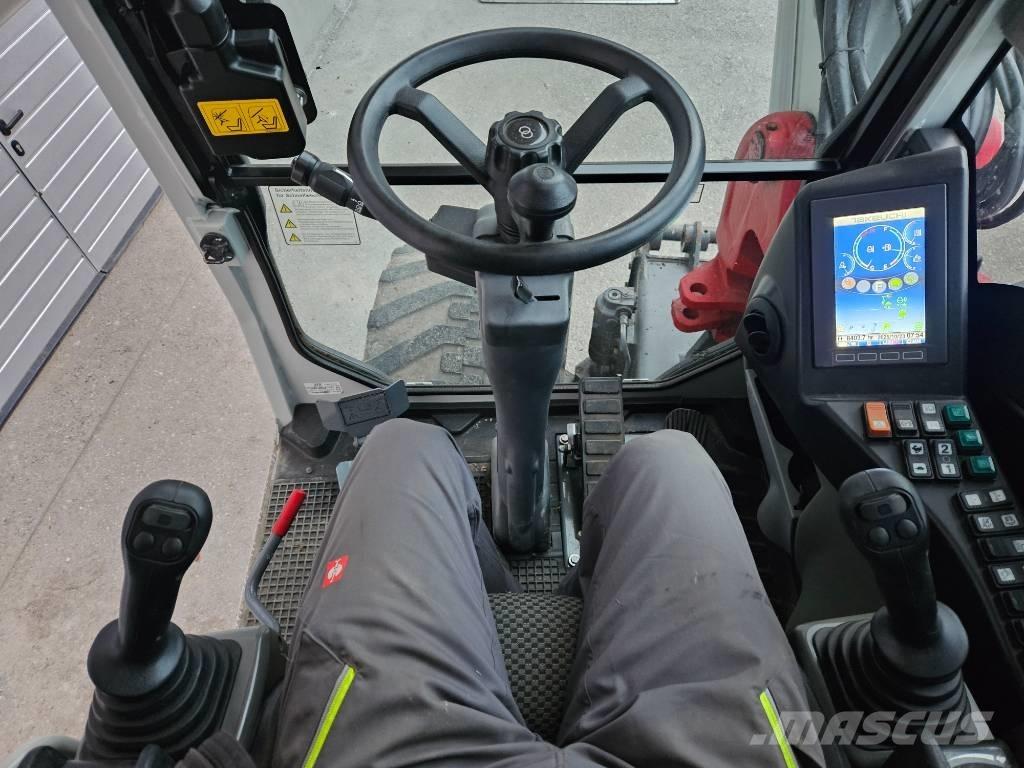Takeuchi TB 295 W Колесни екскаватори