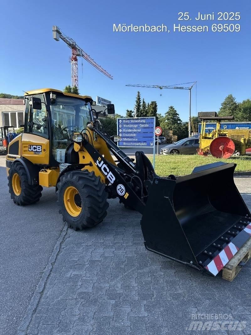 JCB 407 Колесни товарачи